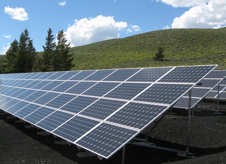 Could Solar Panels Revolutionize Your Business' Energy Efficiency?