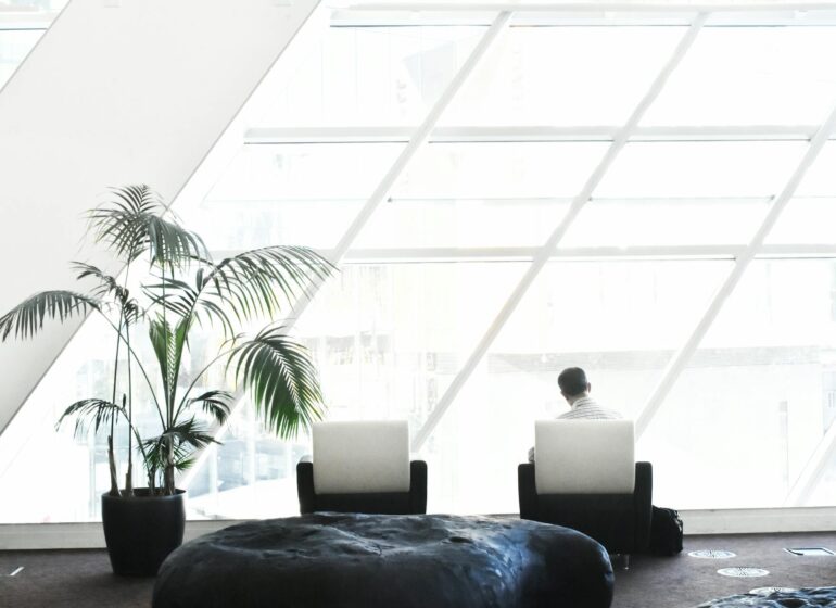 How to Design an Office That Wows Employees and Visitors