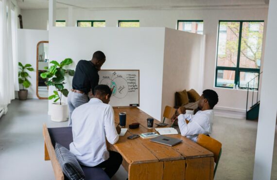Tips that will Help you to Keep your Small Business Compliant